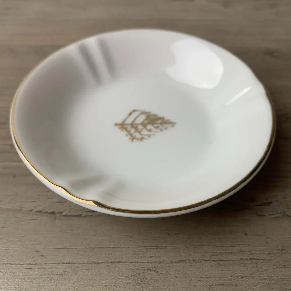 Rare VTG Four Seasons Hotels White Porcelain Ashtray Japan Very Good Condition